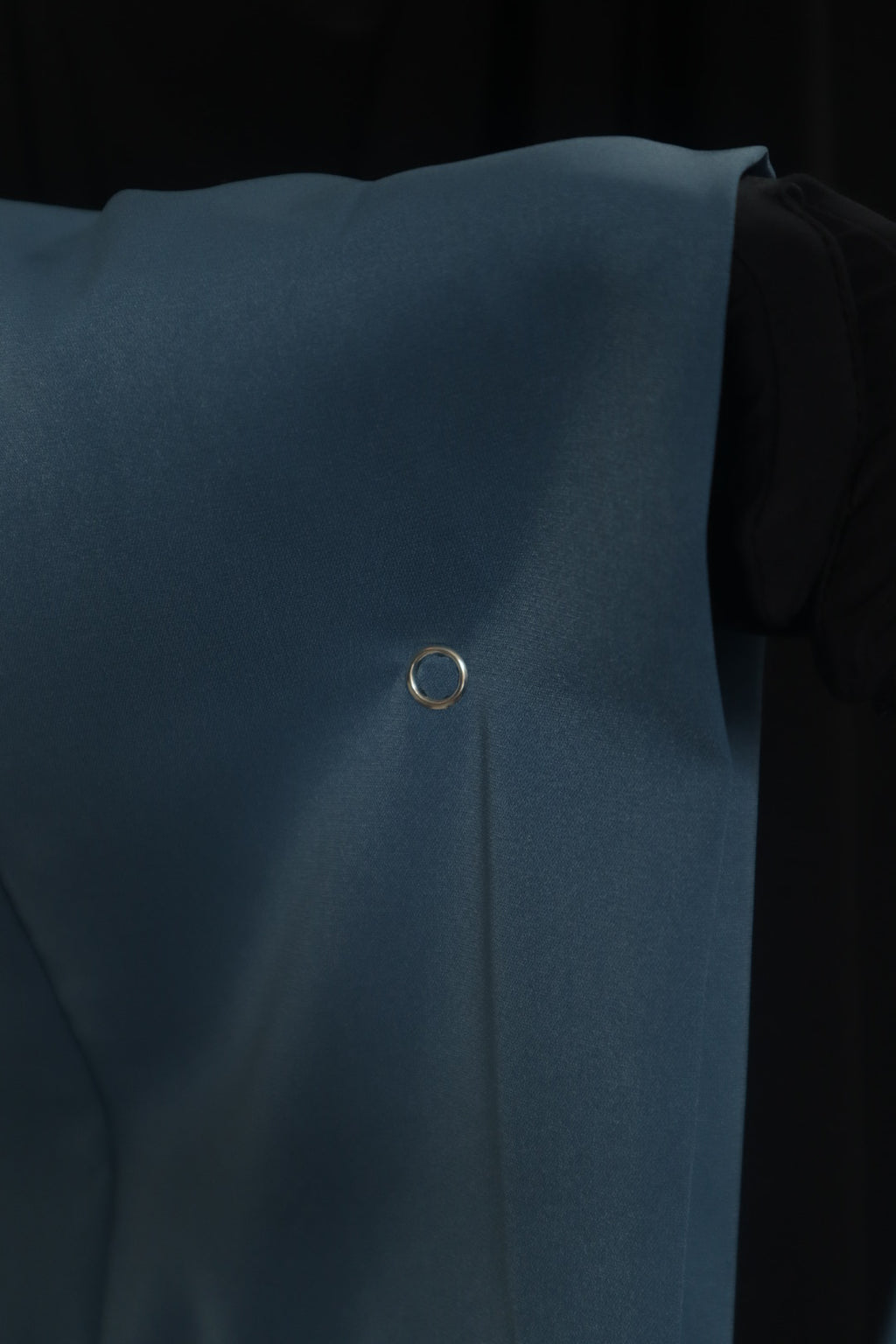 Tunique à fente en soie de médine