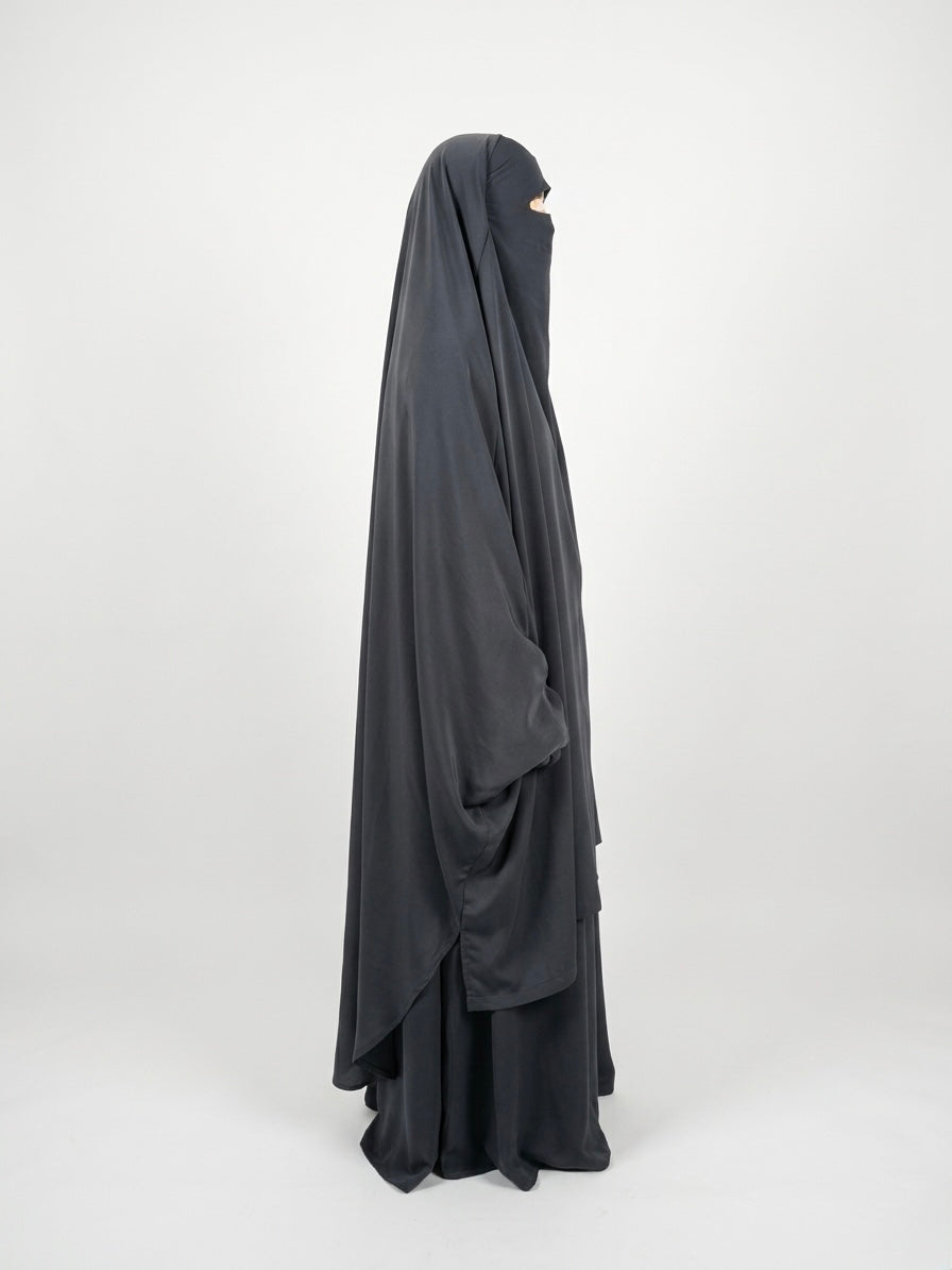 Jilbab large en soie de médine