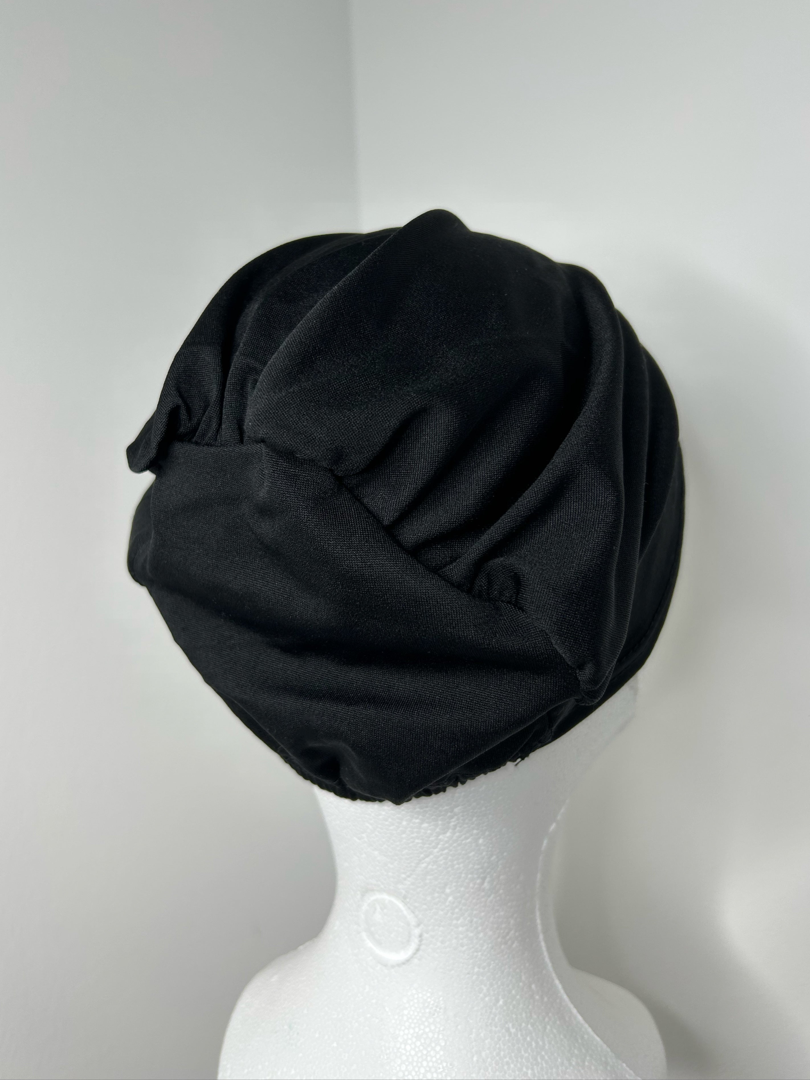 Closed cap - Black